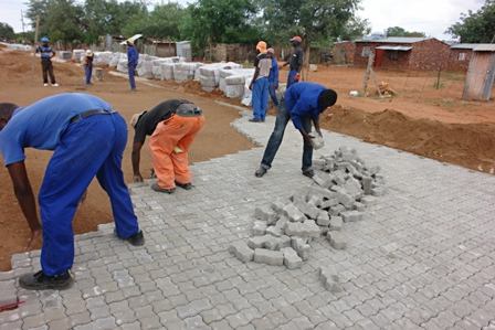 The use of Technicrete’s Double Zig-Zag concrete paving blocks in upgrading roads near Alldays in Limpopo generates work for local labour.