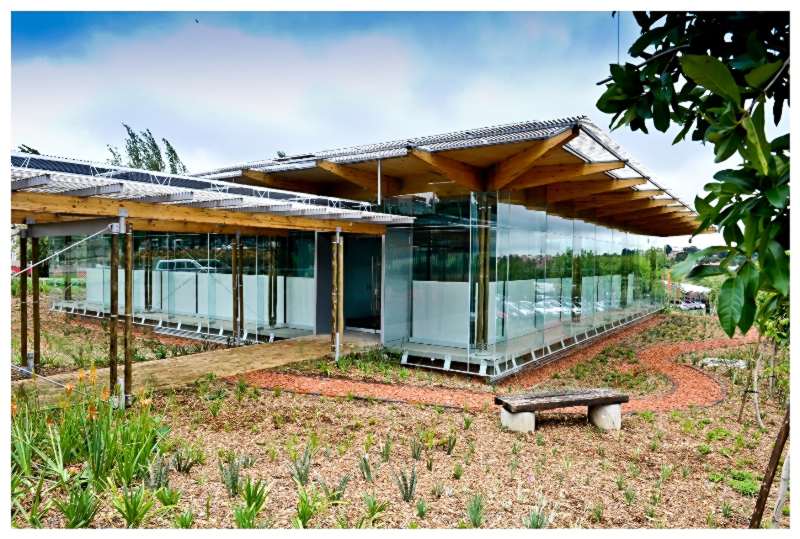 Rehau’s thermally activated building systems – or TABS – were used to reduce energy consumption levels in the new 6-star Green Star SA Vodafone Site Solution Innovation Centre in Midrand.