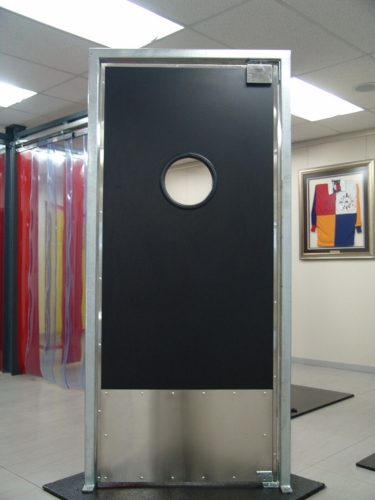 The Apex SCP Traffic Door can be used in single or double panel configurations and can be customised and branded for specific applications.