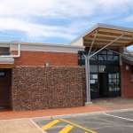 Locally sourced stones were used to construct gabion walls, helping to bring the “site” into the building