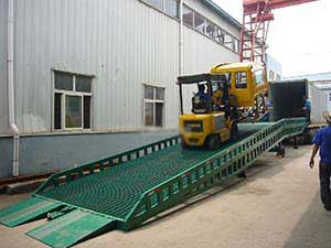 Hydro-tilt hydraulic doors and walls