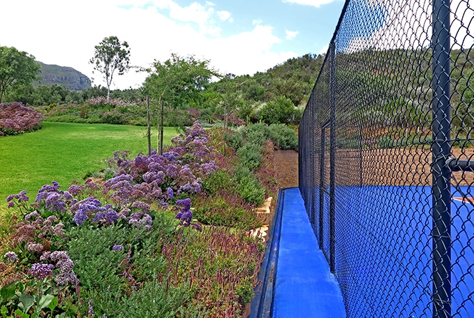 planter box near tennis court