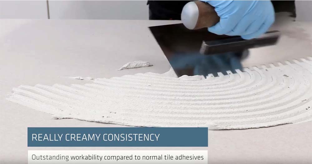 Tile setting with SikaCeram® EASY Technology