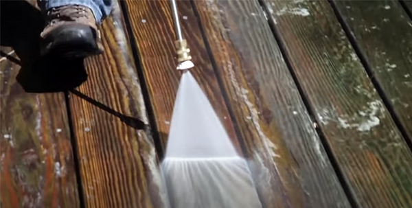 Revitalizing a Pressure-Treated Wood Deck (Pt 1) - Cleaning and Preparation