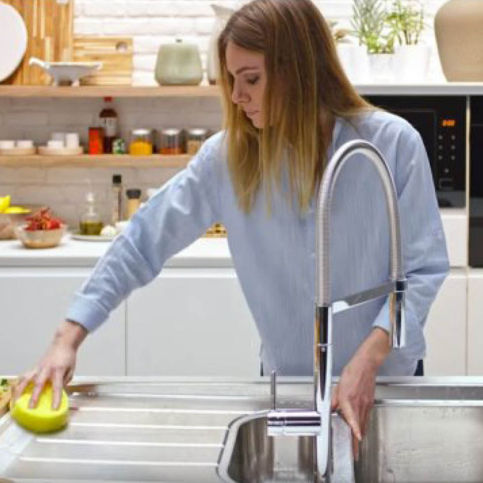 How to sanitise stainless steel at home during the Coronavirus pandemic