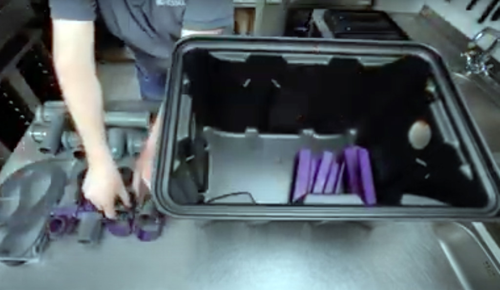 Installation video - Kessel Grease Separator EasyClean free UnderSink
